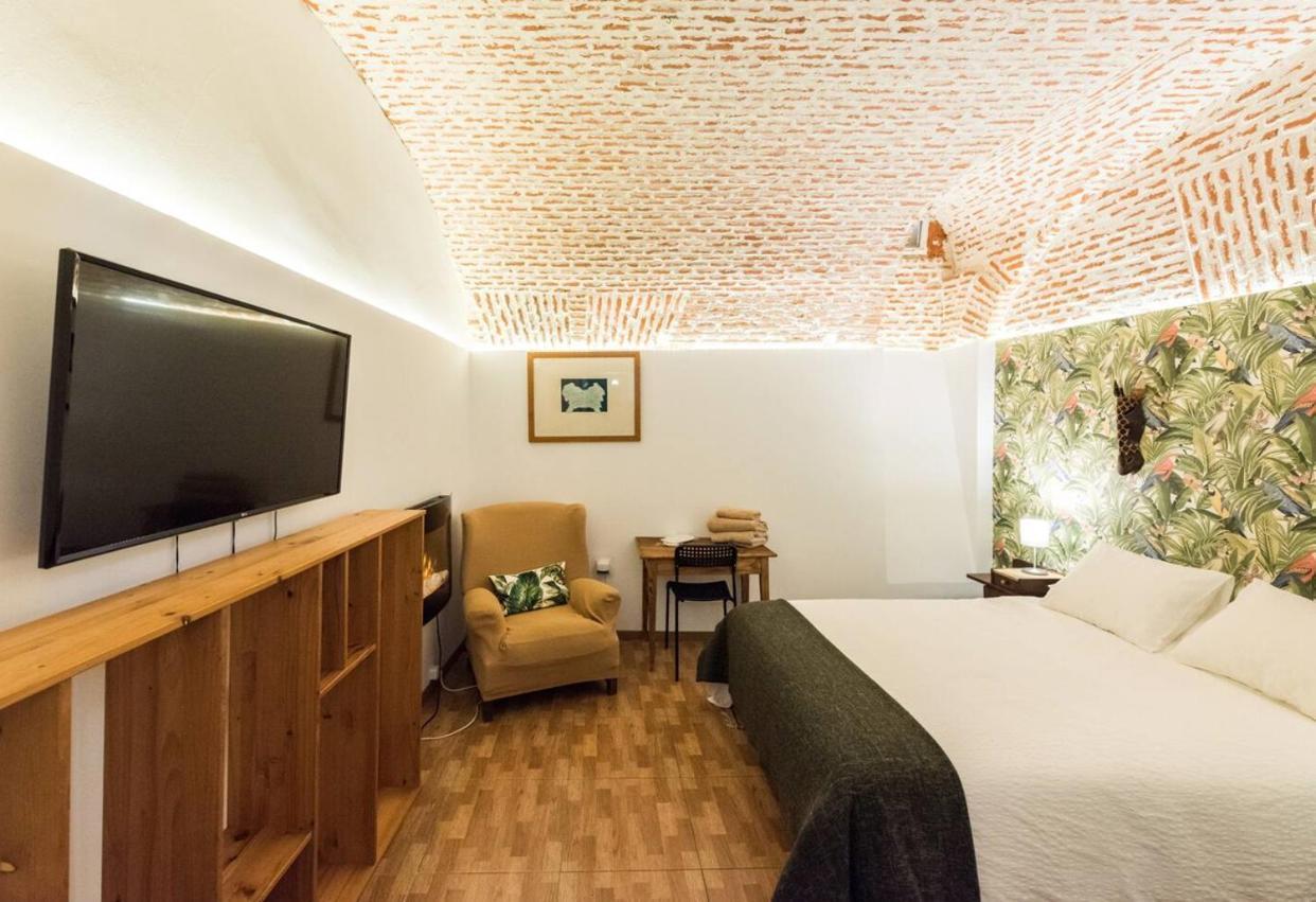 Encomienda Guest House マドリード エクステリア 写真