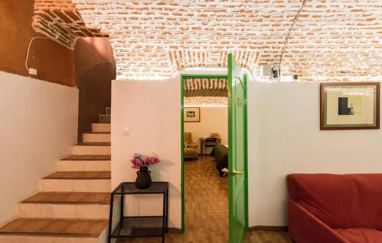 Encomienda Guest House マドリード エクステリア 写真