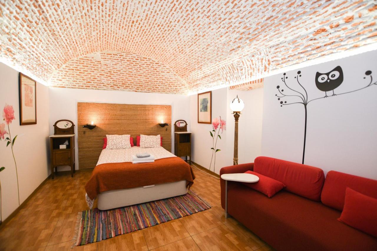 Encomienda Guest House マドリード エクステリア 写真